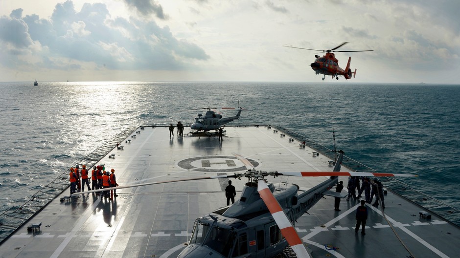 Indonézia - hľadanie trosiek lietadla Air Asia