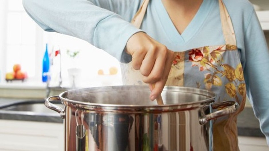 ako vyčistiť hrniec (cropped)