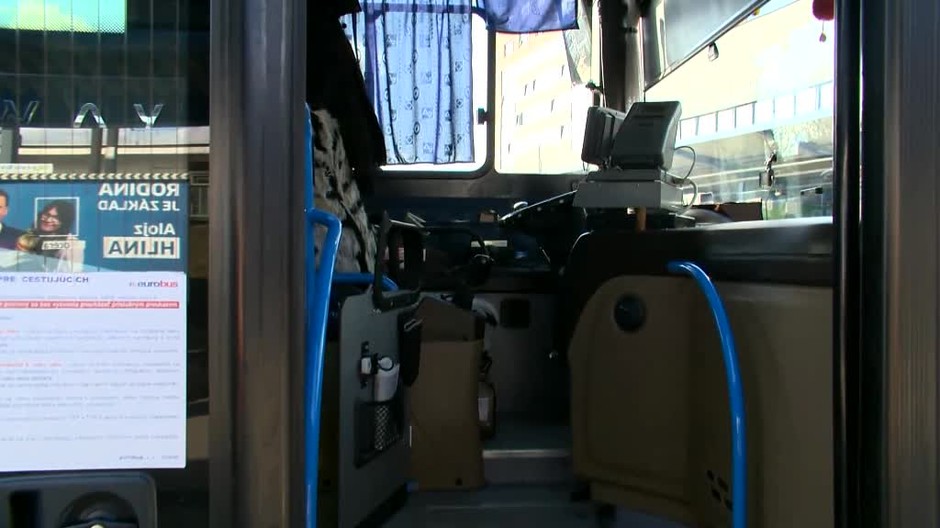 [multi] KN nahlásená bomba v autobuse 1237