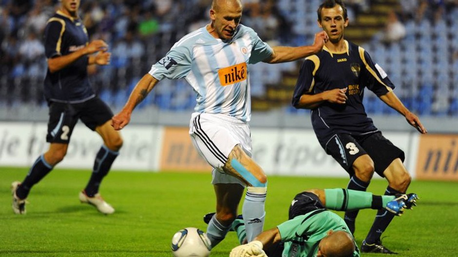 CL, Slovan-Nitra