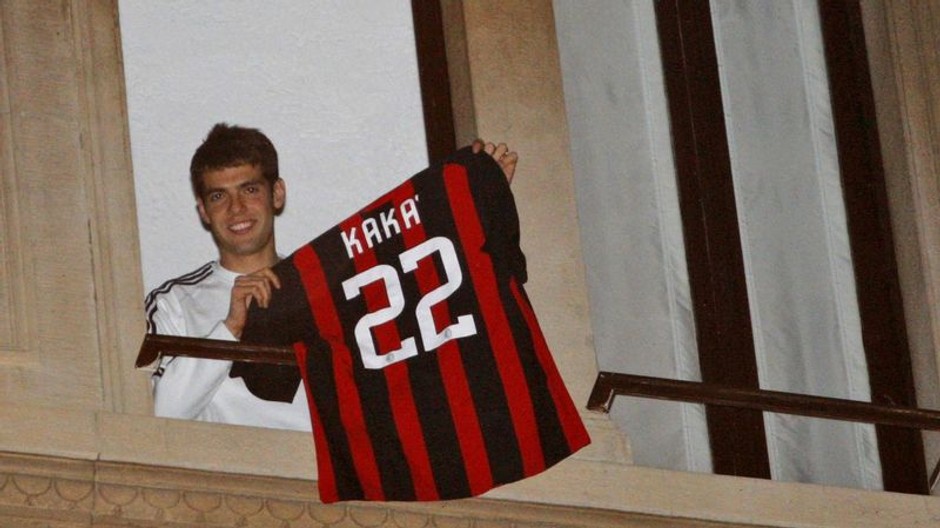 Kaká v okne