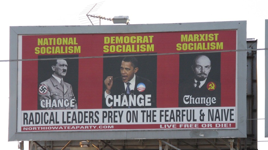 bilbord obamu lenina a hitlera