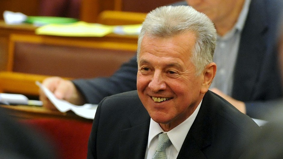 madarsky prezident pal schmitt