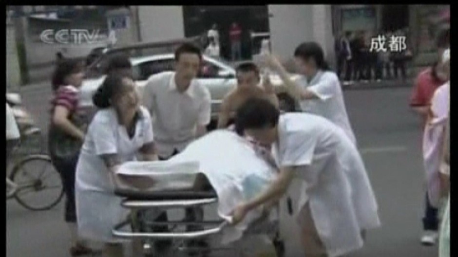 zdravotne sestry - zemetrasenie cina