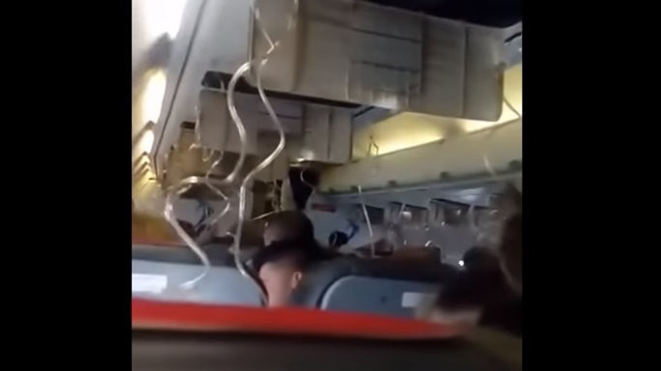 Lietadlo muselo pristáť v Bratislave 