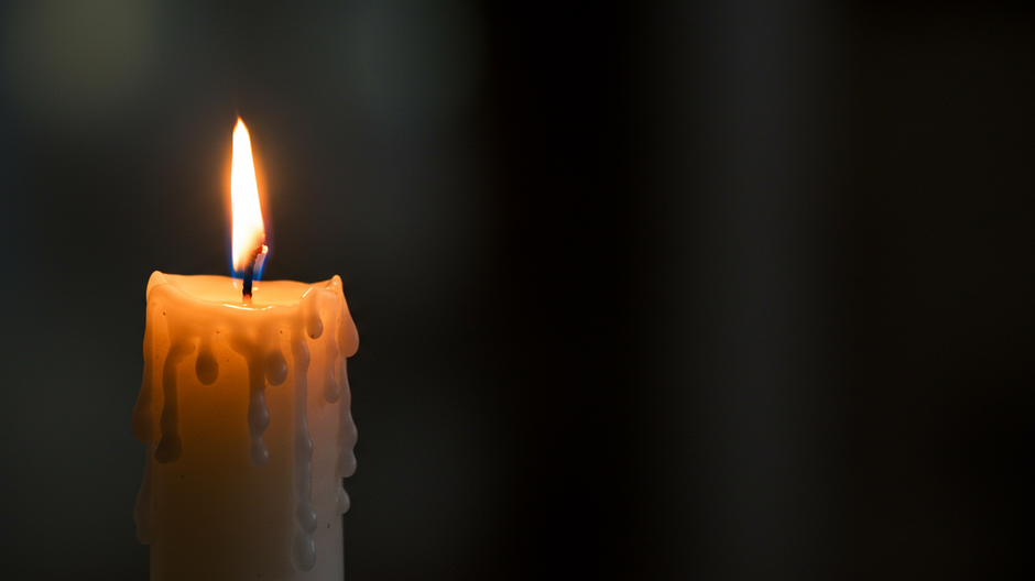smútočná svieca