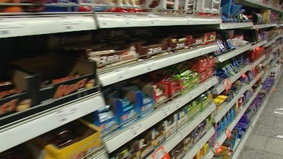 Potraviny regále v obchode