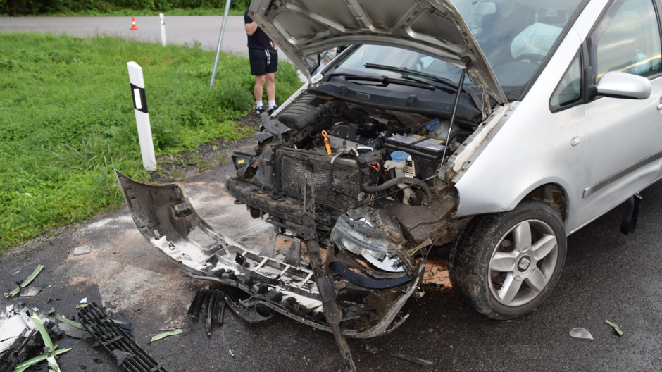 Pri dopravnej nehode sa zranila žena a päťročné dieťa