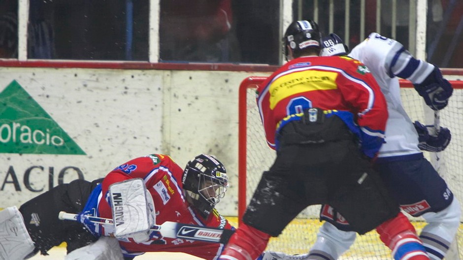 extraliga:L.Mikuláš-Slovan