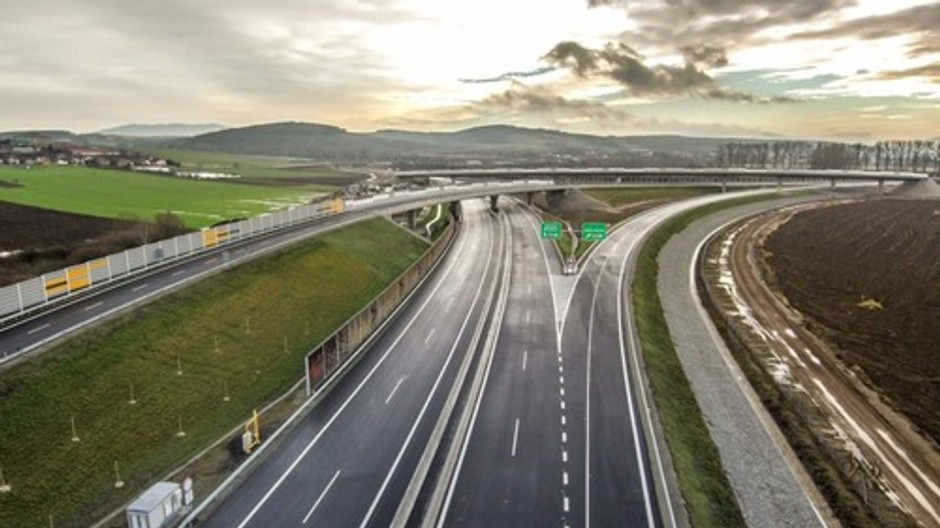 crop_500_312_1595269052-1592894528.1581524501.dialnica.slovensko