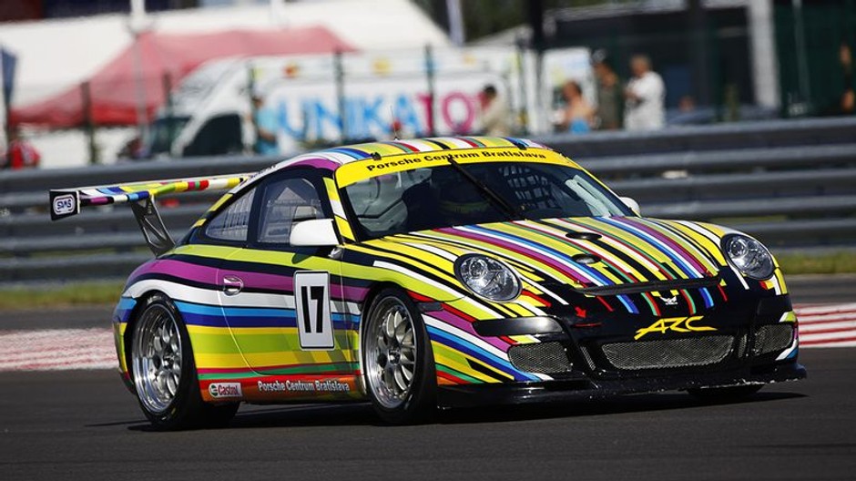 Konopka Porsche farebne