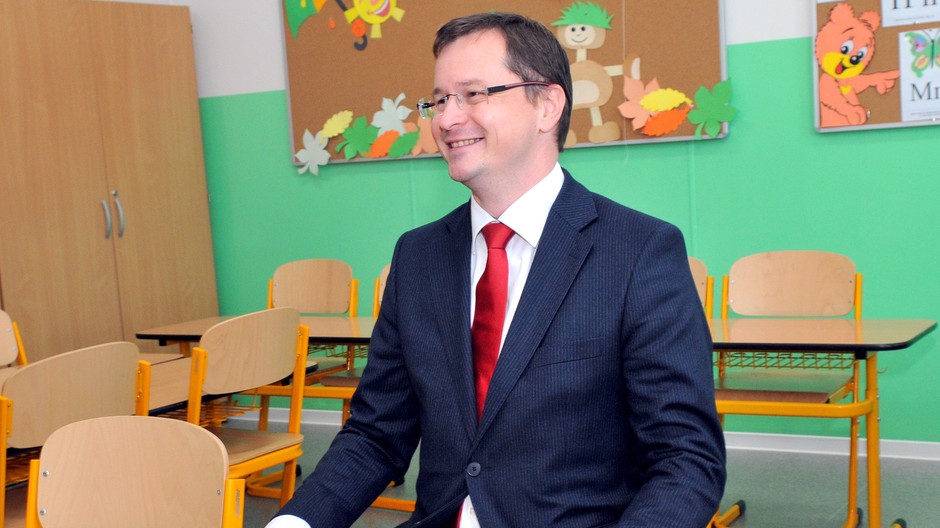 Juraj Draxler minister školstva trieda