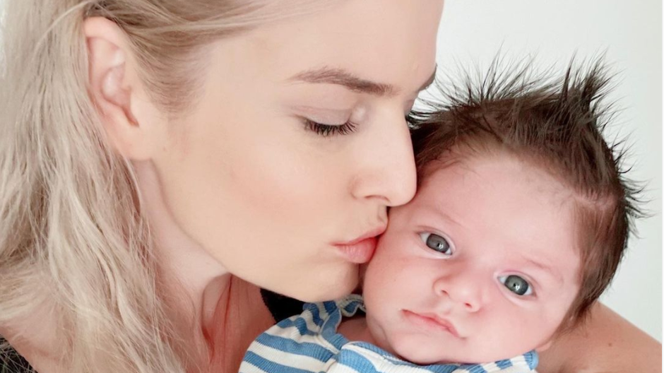 Nikol Štíbrová Leitgeb so synom