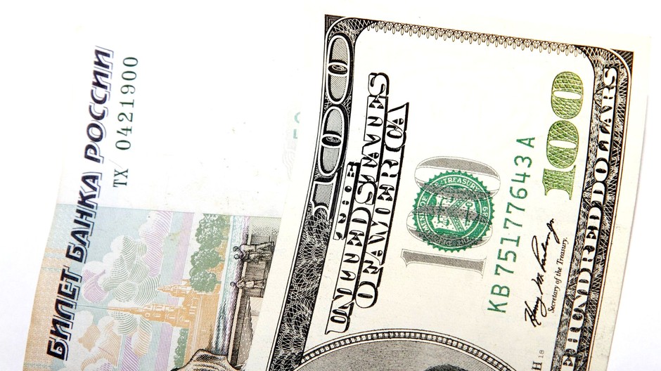 Ruský rubeľ, americký dolár