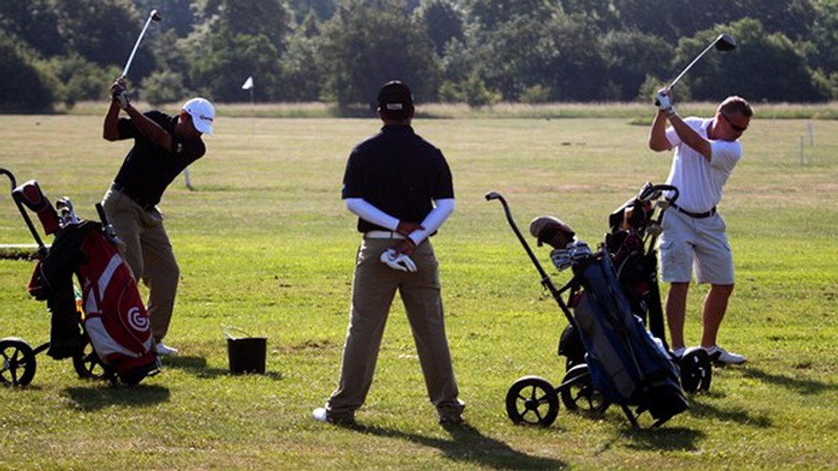 Železničiari v Česku hrali počas štrajku golf
