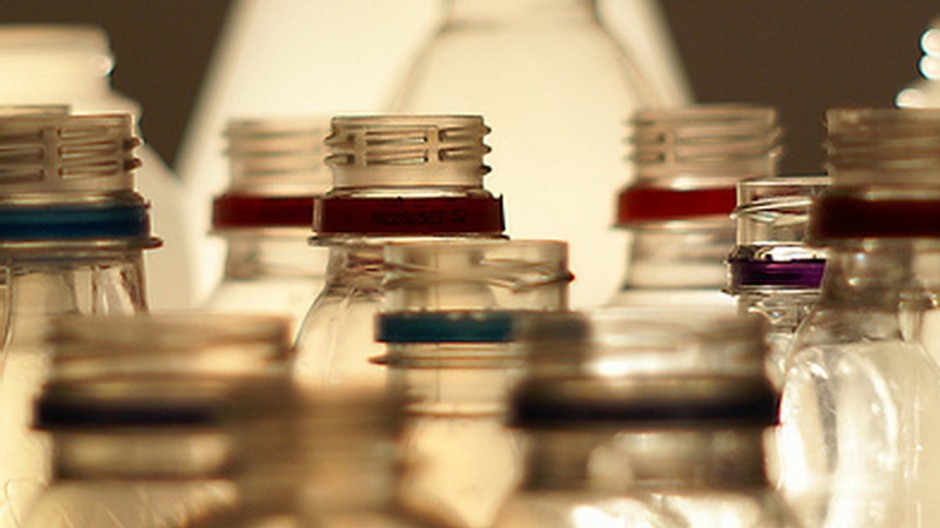 vrchy plastovych flias-plastove flase