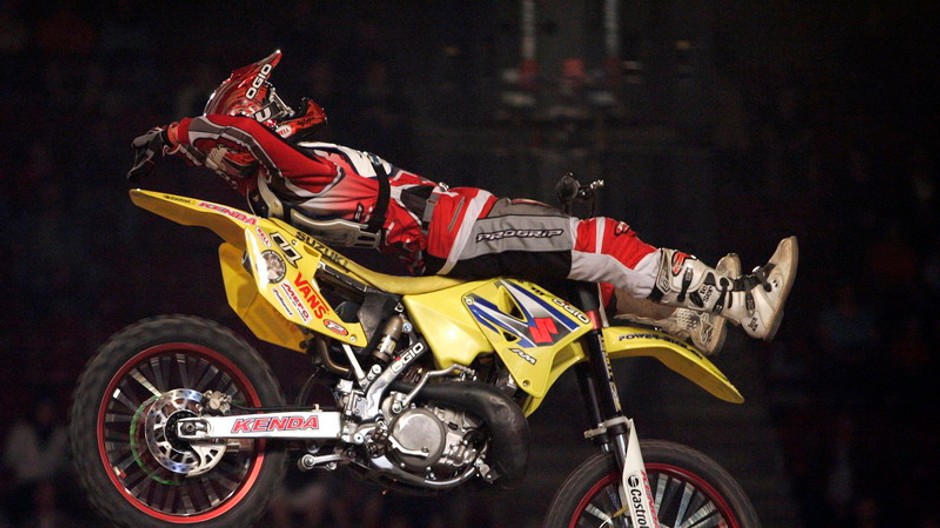 motokros motorka kaskader