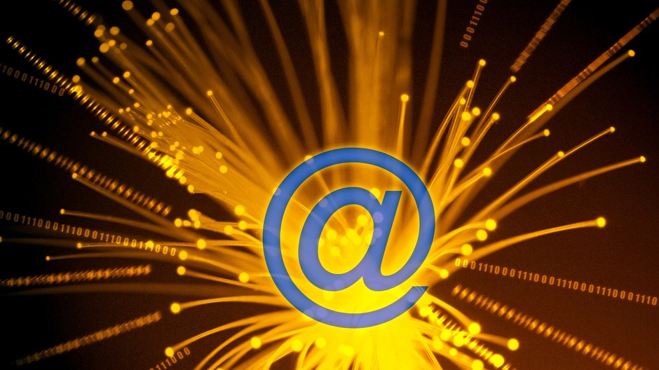 e-mailový zavináč - ilustračné foto