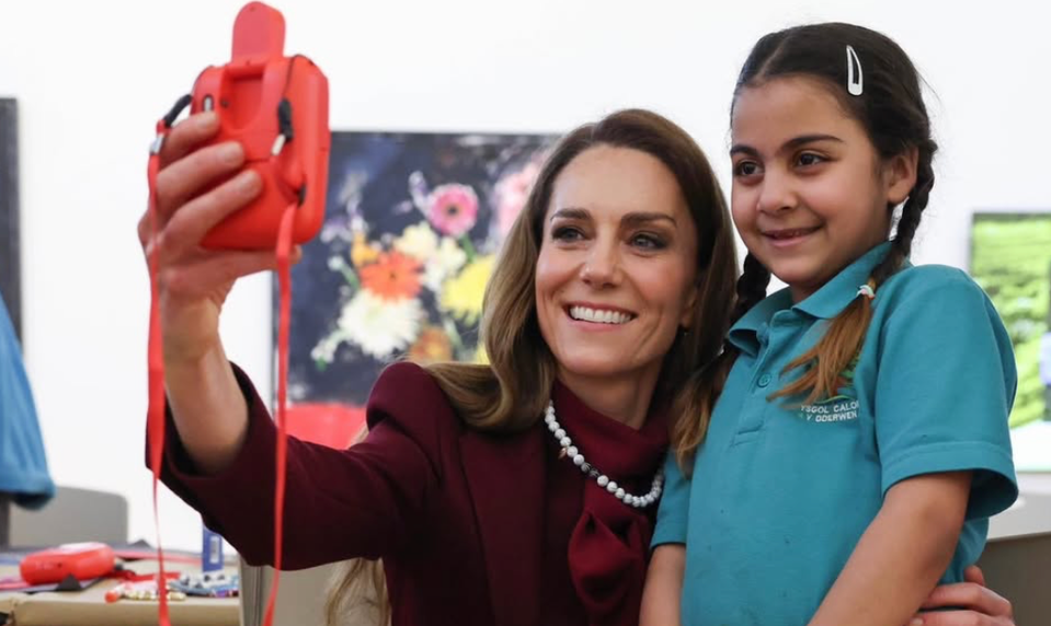 Kate sa neovládla a porušila protokol! V TEJTO situácii zrejme nemohla inak!