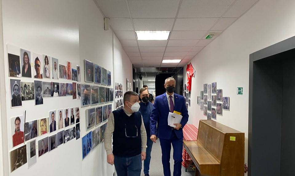 Budú následky po prekonaní covidu problémom? Ani po dvoch rokoch nemáme riešenia, kritizoval Raši (Hlas-SD)