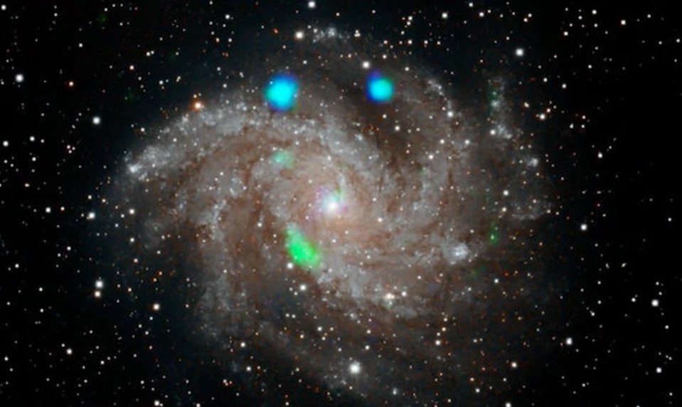 Vedci prišli na to, čo mohlo spôsobiť záhadné žiarenie vo vesmíre. Toto tu ešte nebolo