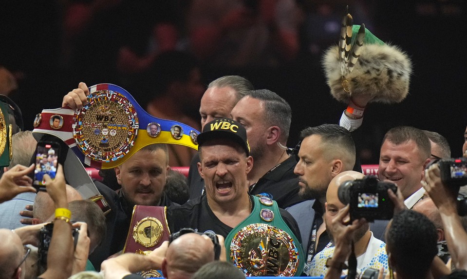 Usyk je absolútny šampión ťažkej váhy. Furymu udelil prvú prehru