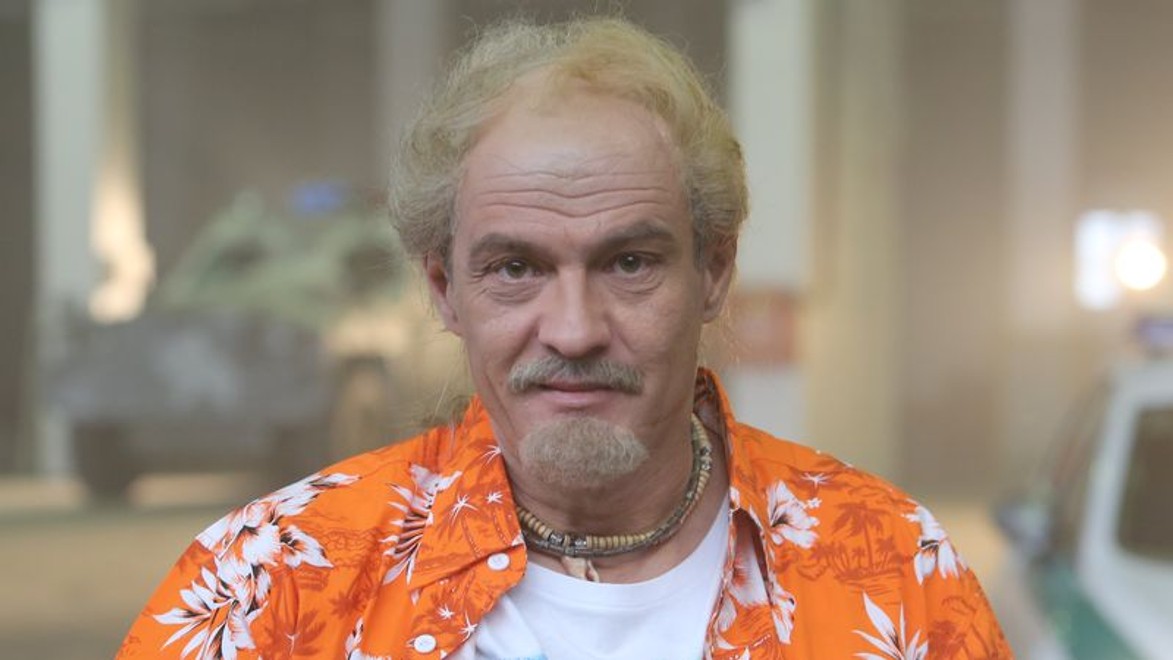 Luknárova zmena v Profesionáloch: Zamaskovali ho na nepoznanie!