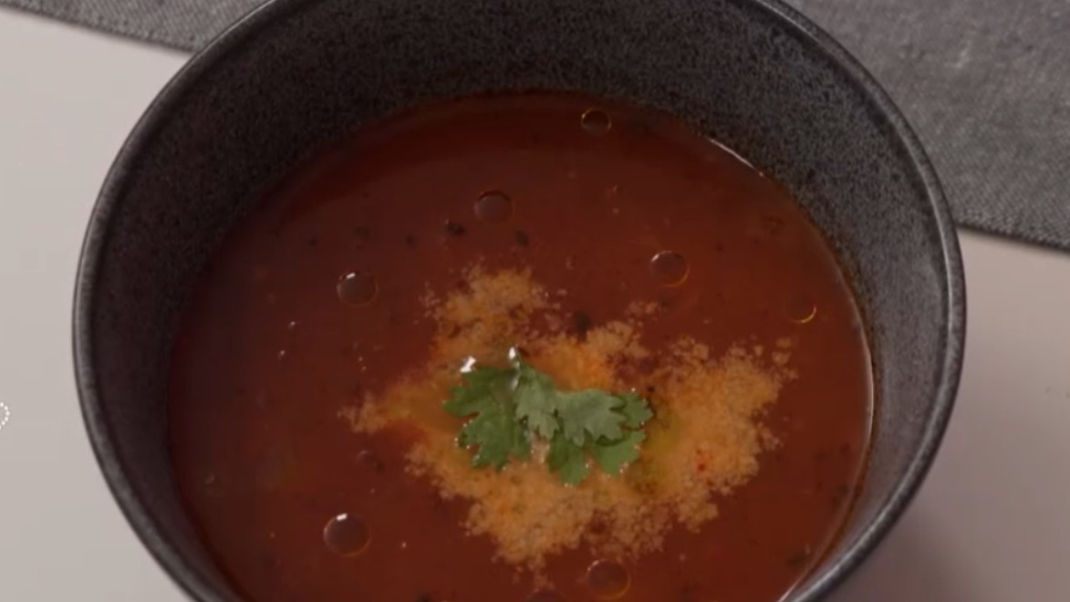 Polievka: Zuppa dalla mensa di scuola