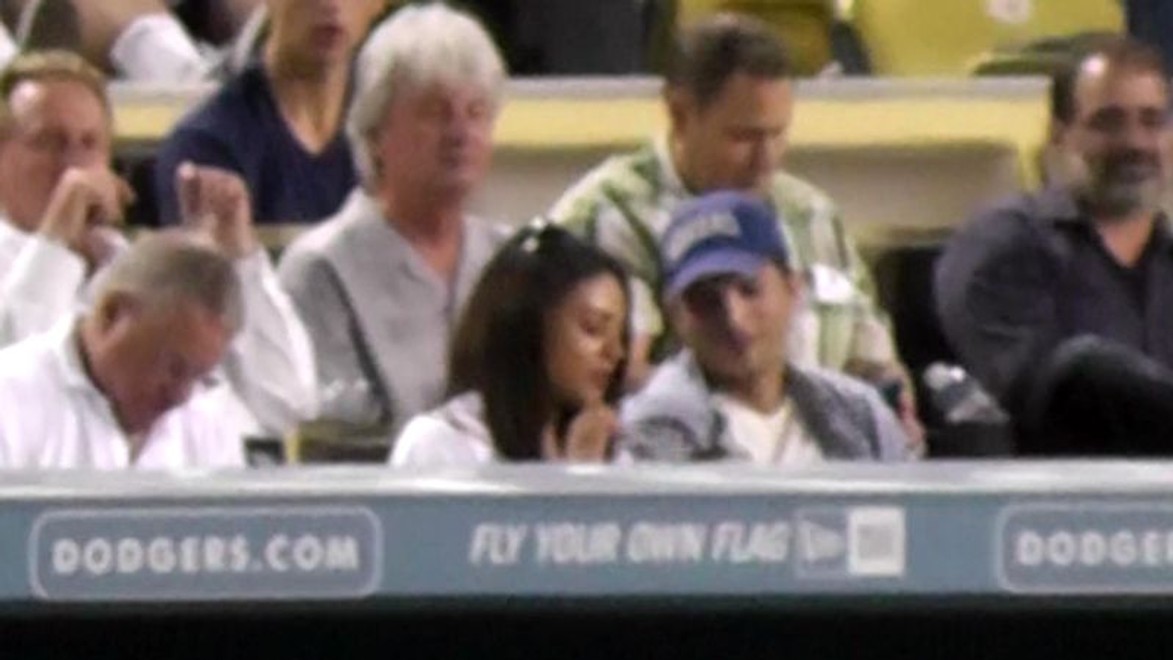 Ashton s Milou už aj oficiálne!