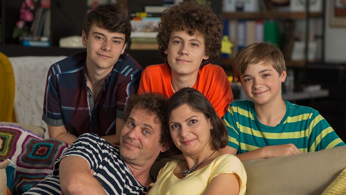 Kam zmizli NAŠI? Budúcnosť vašich obľúbených seriálových hrdinov vás rozhodne poteší!