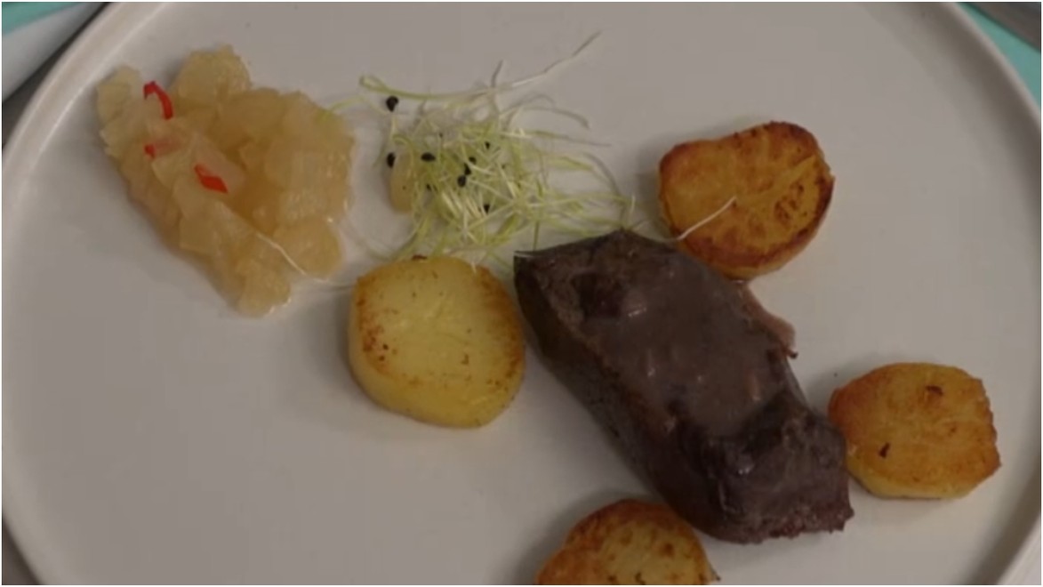 Hlavné jedlo: Zamierené z výšky