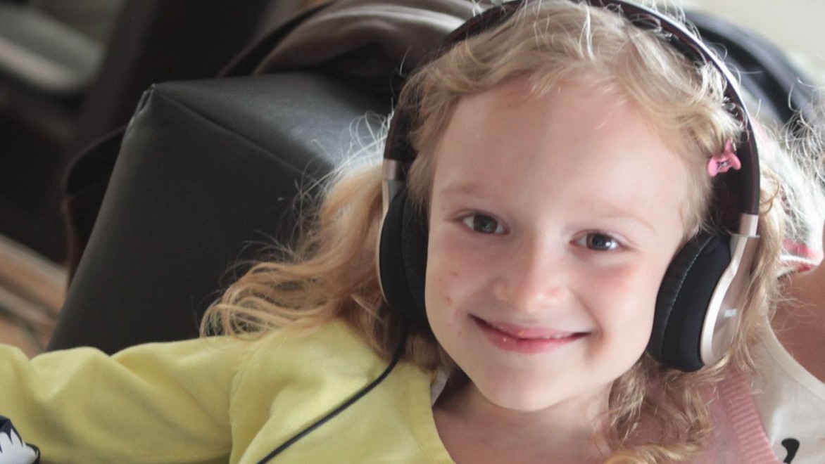 Sabrinka z Paneláku naplno rozbehla spevácku kariéru: Má na konte prvé cédečko!