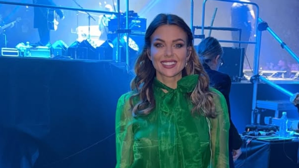 Speváčka Martina Schindlerová a tento ZNÁMY MUŽ? Wau, ale im to pristane!