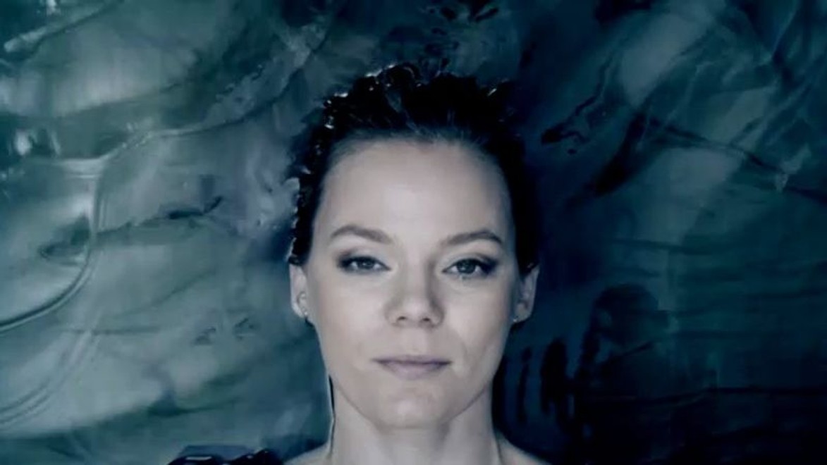 TV JOJ líder v prime time, Panelák a Pod povrchom výrazné jednotky na trhu