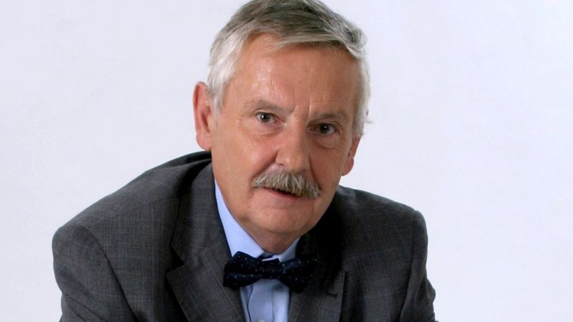 Slezáček opäť v práci!