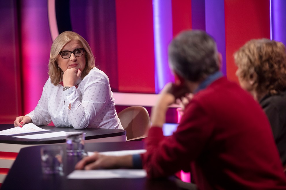 Glosátori sa poriadne obuli do našich politikov: Nenechali na nich nitku suchú!