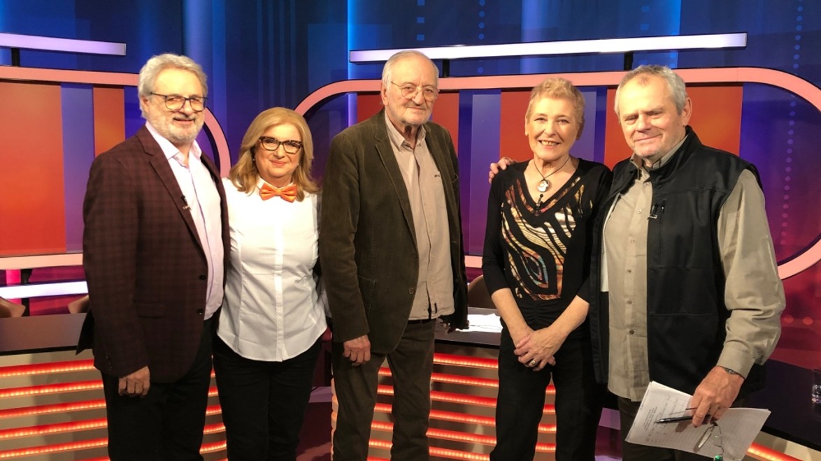 Valentína oslavujú aj naši glosátori: Ich láskyplné hlášky vás dostanú do kolien!