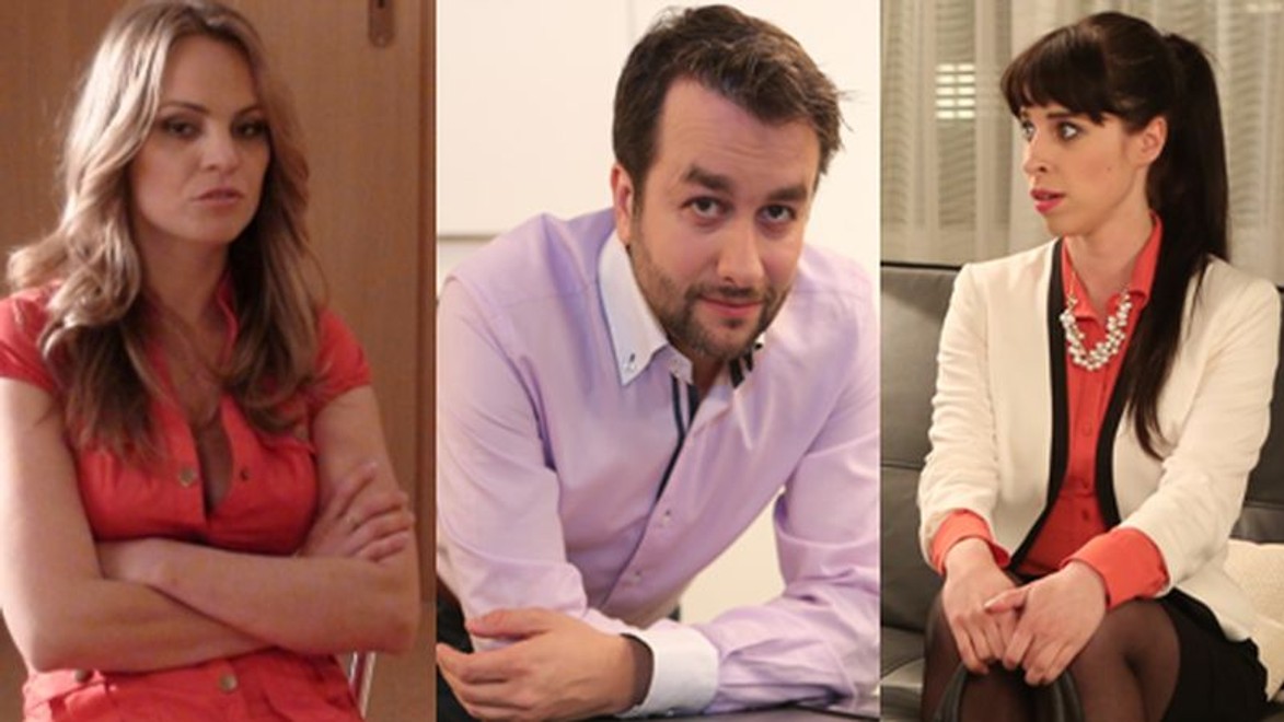 Keď je o dôvod viac pracovať: Toto sú Švehlove sexi asistentky!