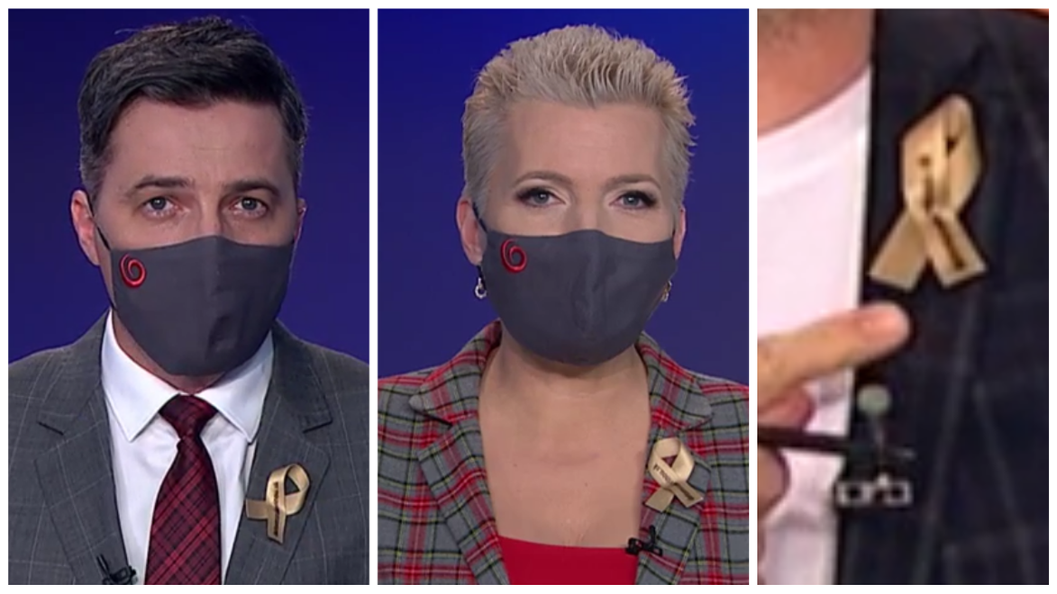 Pýtate sa na Facebooku: Prečo majú moderátori pripnuté zlaté stužky?