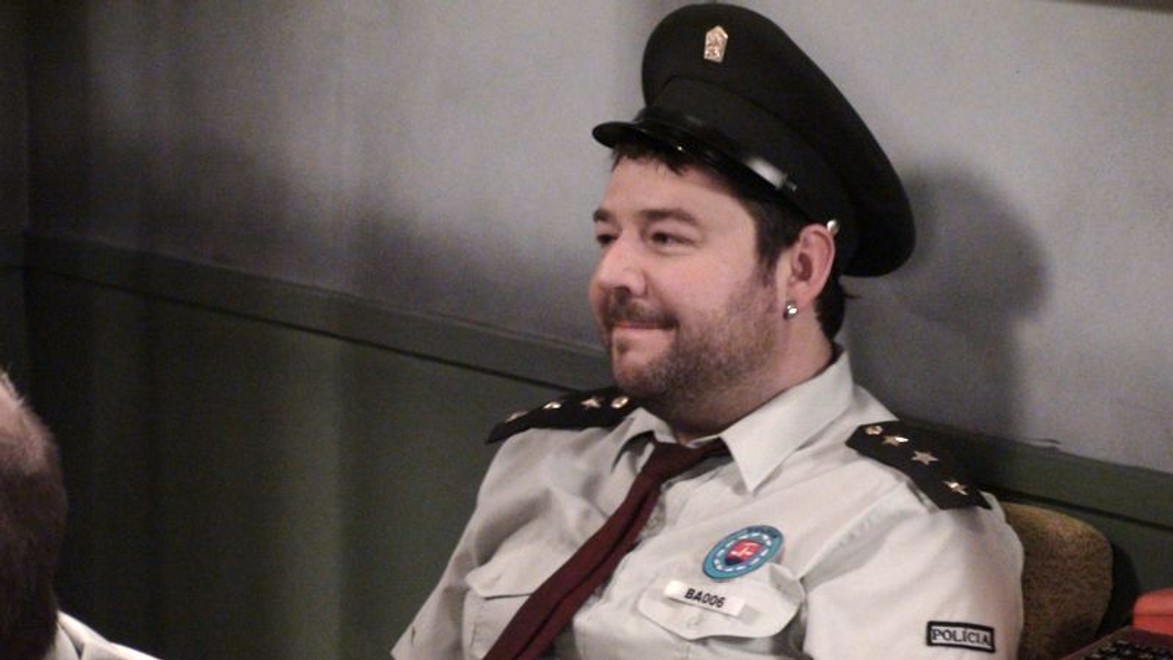 Davaj prachy, lebo ti dzignem!